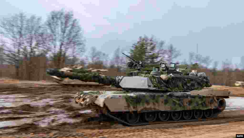 ამერიკული &quot;M1 აბრამსის&quot; ტანკი - ნატოს წვრთნები &quot;დრაკონი 2024&quot;