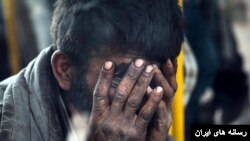 روزنامه کیهان مردم را دچار «سندروم کوری» دانست.