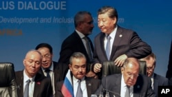 中国国家主席习近平在南非约翰内斯堡举行的2023年金砖国家峰会上。（2023年8月24日）