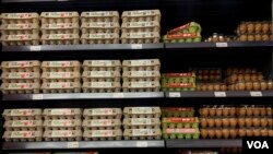 Граѓаните се соочија со високи цени за основните намирници