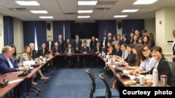 资料照：美台代表2023年8月在华盛顿举行第二阶段第一次《21世纪贸易倡议谈判》。(台湾行政院提供）