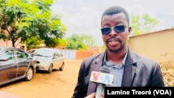 Adama Bayala, Président du réseau national des consommateurs du Faso (RENCOF), Ouagadougou, le 8 janvier 2024. (VOA/Lamine Traoré)