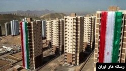 ابراهیم رئیسی وعده داده که هر سال یک میلیون مسکن بسازد و تحویل متقاضیان دهد.