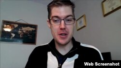 보고서 공동 작성자로 민간 위성 분석가인 제이콥 보글 씨는 이날 화상으로 진행된 발표 행사에서 발언하고 있다.