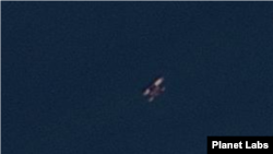 북한 서해 석도 인근 해상에서 포착된 선박 간 환적 장면. 사진=Planet Labs (자료화면)