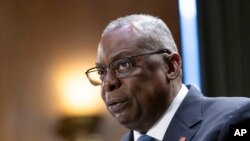 Menteri Pertahanan Lloyd Austin memberikan kesaksian di depan Komite Alokasi Senat di Capitol Hill di Washington, 31 Oktober 2023. (Foto: AP)