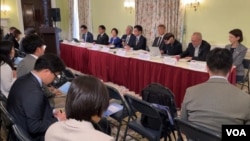 ‘북한에 의한 일본인 납치 피해자 가족회(가족회)’ 대표들과 ‘북한에 납치된 일본인을 조기 구출하기 위해 행동하는 의원연맹(납치의련)’ 소속 의원들이 미국 방문 둘째날인 30일 기자회견을 열었다.