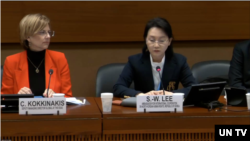 한국의 민간 단체인 ‘성공적인 통일을 만들어가는 사람들(PSCORE, 이하 성통만사)’과 대북 매체인 ‘데일리 NK’ 등 여러 단체가 21일 제네바에서 유엔 북한인권조사위원회 설립 10주년 기념행사를 열고 반동사상문화배격법 전문을 전격 공개했다.