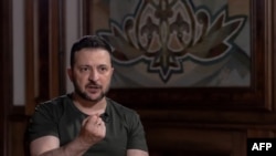 乌克兰总统泽连斯基在基辅接受法新社的采访。（2024年5月17日）