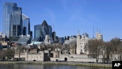 រូបឯកសារ៖ ប្រាសាទ Tower of London នៅក្នុង​ទីក្រុងឡុងដ៍ ចក្រភព​អង់គ្លេស នៅ​ថ្ងៃទី២៤ ខែមីនា ឆ្នាំ២០២០។