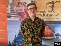 Evan Gilman, distributor kopi perusahaan Royal Coffee (VOA/Made Yoni).