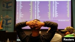 A l'issue du scrutin, le plus disputé de l'histoire de la démocratie née en 1994, les 400 députés élus désigneront le prochain président.