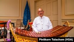 อ.อานันท์ นาคคง นักมานุษยดุริยางควิทยา คณะดุริยางคศาสตร์ มหาวิทยาลัยศิลปากร