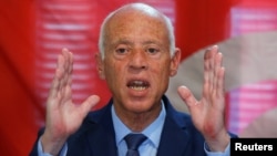 Le candidat à la présidence Kais Saied s'exprime lors d'une conférence de presse après l'annonce des résultats du premier tour de l'élection présidentielle, le 17 septembre 2019. Reuters / Muhammad Hamed