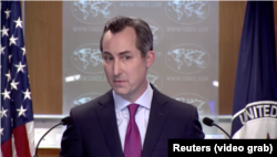 매튜 밀러 미 국무부 대변인이 워싱턴 D.C. 시내 청사에서 브리핑하고 있다. (자료사진)