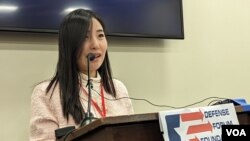 탈북 여성 한송미 씨가 디펜스포럼(DFF)이 지난 14일 미국 워싱턴 연방하원 건물에서 개최한 행사에서 증언하고 있다.