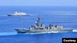 미국, 일본, 프랑스 해군이 남중국해에서 지난 14일부터 19일까지 3자 해상 연합훈련을 실시했다. 사진 제공 = 일본 해상자위대