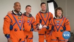 Oy sari yo'lga chiqayotgan fazogirlar guruhi