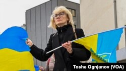 Украинската амбасадорка Лариса Дир се надева дека Северна Македонија ќе продолжи да ја поддржува Украина на воен план