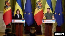Президентка Молдови Мая Санду та президент України Володимир Зеленський у Києві, 27 червня 2022. Фото: Офіс президента України/Reuters