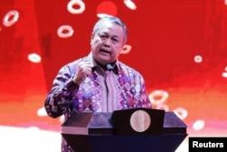 Gubernur Bank Indonesia Perry Warjiyo berbicara dalam pertemuan tahunan BI dengan pemangku kepentingan keuangan di Jakarta, 30 November 2022. (Foto: REUTERS/Willy Kurniawan)