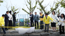 터너 특사 “한국인 납북 고교생 송환 위해 최선 다할 것…나도 엄마”