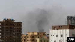  በካርቱም ሰማይ ላይ ዛሬ የተሰተዋለው ጭስ (ፎቶ ኤኤፍፒ ሚያዚያ 15፣ 2023)