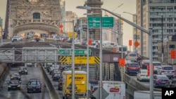 Le pont Queensboro à l'entrée de Manhattan, le 8 février 2024, à New York. (Photo AP)