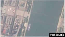 19일 평양 김일성 광장 앞 대동강을 촬영한 ‘플래닛 랩스(Planet Labs)’ 위성사진.