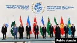 İqtisadi Əməkdaşlıq Təşkilatının zirvə toplantısı (Mənbə: Azərbaycan Prezident Adminsitrasiyası)
