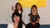 Anna Syzonova, réfugiée ukrainienne, et ses deux filles dans leur nouveau lieu de résidence le 12 juin 2023 à Greenbelt, Maryland, États-Unis. (Photo Nanythe Talani/VOA)