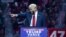 Donald Trump akifanya kampeni Arizona 
