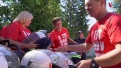 ទីភ្នាក់ងារ​សេវា​ព្រៃ​ឈើ​សហ​រដ្ឋ​អាមេរិក​ជួយ​សហគមន៍​អ៊ុយក្រែន​ប្រយុទ្ធ​នឹង​ភ្លើង​ឆេះព្រៃ​