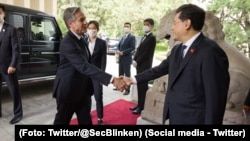 Susret američkog državnog sekretara Entonija Blinkena i kineskog šefa diplomatije Ćin Ganga u Pekingu(Foto: Twitter/@SecBlinken)