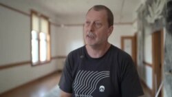 Russian Artist Explores Migration Caused by War