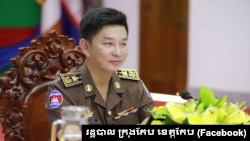 លោក ខេង យ័ន ត្រូវបានអាជ្ញាធរឃាត់ខ្លួន កាលពីថ្ងៃព្រហស្បតិ៍ ហើយអាជ្ញាធរកំពុងរៀបចំសំណុំរឿង ដើម្បីបញ្ជូនទៅតុលាការ។ (Facebook/រដ្ឋបាល ក្រុងកែប ខេត្តកែប)