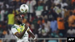 L'attaquant malien Lassine Sinayoko au stade Amadou Gon Coulibaly de Korhogo, le 16 janvier 2024.