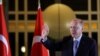 Presiden Turki Tayyip Erdogan melambai saat berbicara kepada para pendukungnya menyusul kemenangannya dalam putaran kedua pemilihan presiden di Istana Kepresidenan di Ankara, Turki, 28 Mei 2023. (REUTERS/Umit Bektas)