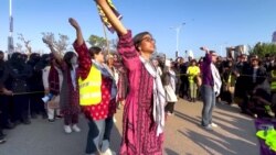 د پاکستان په سرښار اسلام اباد کې د عورت مارچ فعالانو په دې هېواد کې د ماهوارۍ په مصنوعاتو د لګول شويو ټېکسونو د ختمولو غوښتنه وکړه
