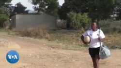 Des jeunes filles zimbabwéennes pratiquent le rugby pour s’éloigner des dangers de la rue 