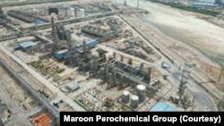 شرکت پتروشیمی مارون در ماهشهر. آرشیو