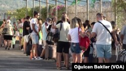 Yunan adalarına kapıda vize uygulamasının başlamasıyla birlikte Türkiye'den bu adalara yönelik talep de arttı. 