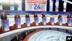 Трамп стратешки смета дека нема што да добие со тоа што ќе се појави на истата дебатна сцена како неговите противници, кога националните анкети покажуваат дека тој има 56% поддршка меѓу републиканските гласачи за номинацијата