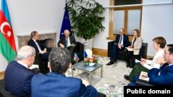 Ceyhun Bayramov və Jozep Borrell (Mənbə: Azərbaycan Xarici İşlər Nazirliyi)