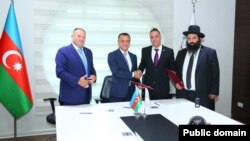 "BioPharmax" şirkətinin və TƏBİB-in rəhbərləri (Mənbə: TƏBİB)