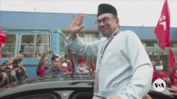 Malaysia's Prime Minister Gets Mixed Reviews One-Year On 