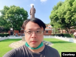 台商李孟居2022年7月赴中国武昌旅游照。李孟居2019年底因“间谍罪”，遭中国判刑1年10个月及剥夺政治权力附加刑2年，他于服附加刑期间，因无法出境，于是到处旅游，足迹遍及至少100个中国城市。 (照片提供：李孟居)