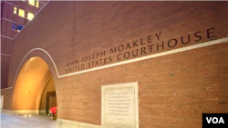 2024年1月23日，波士顿一名中国留学生被控涉嫌威胁活动人士一案开庭第二天，控辩双方继续在波士顿联邦地区法院出庭对质。（美国之音视频截图）