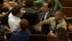 Tuča u kosovskom parlamentu