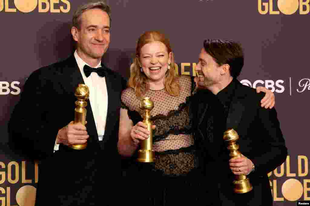 &quot;ოქროს გლობუსის&quot; მფლობელები, ტელესერიალ &quot;მემკვიდრეობის&quot; წამყვანი მსახიობები: მეთიუ მაკფეიდენი, სარა სნუკი და კიერან კალკინი.&nbsp;